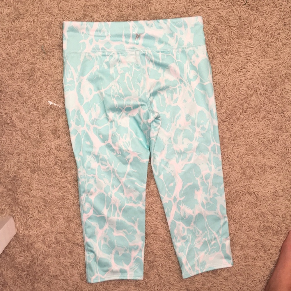 Capris - Picture 2 of 4